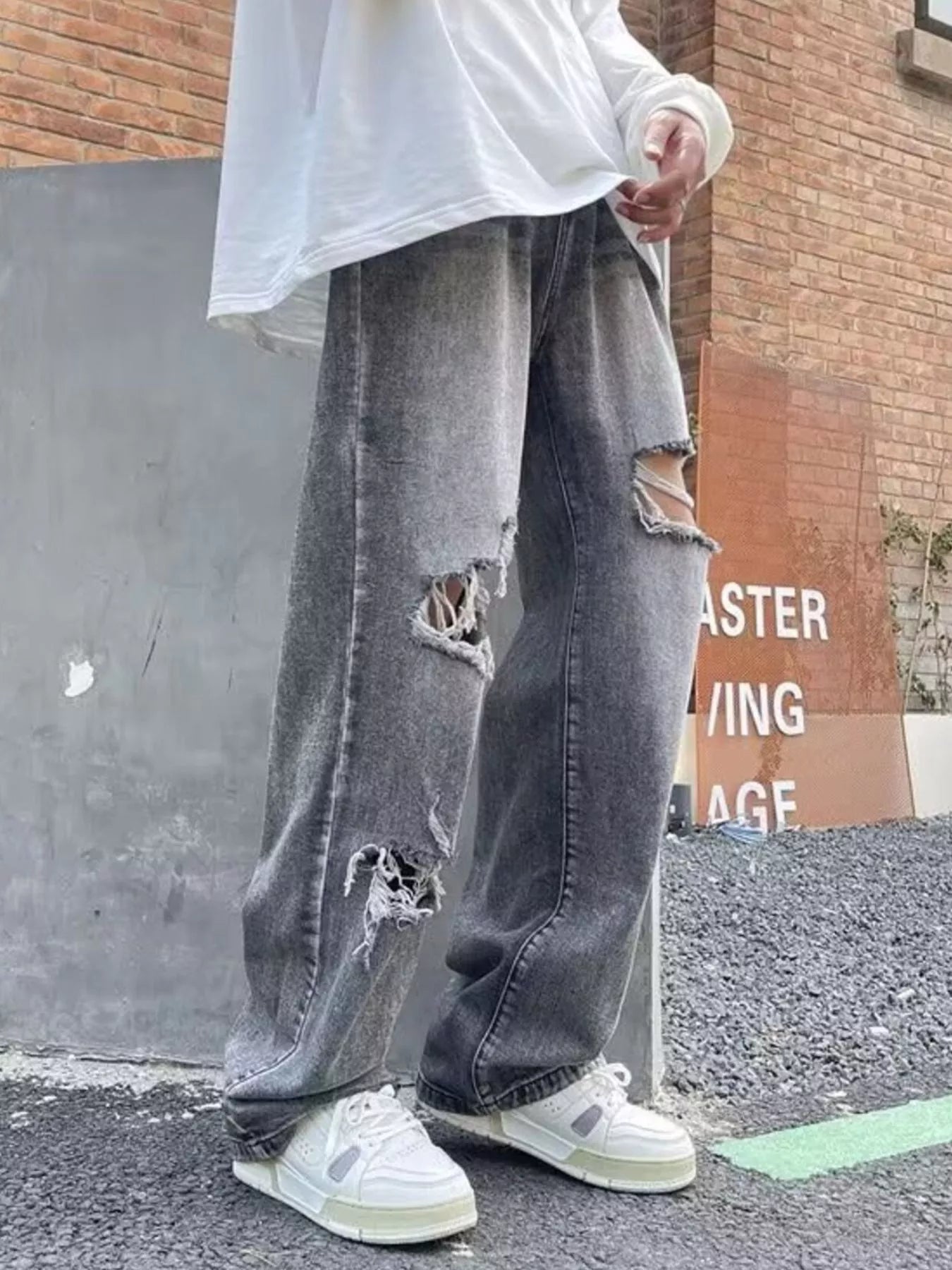 Men's Plus Size Distressed Wide Leg Jeans - Fashorio