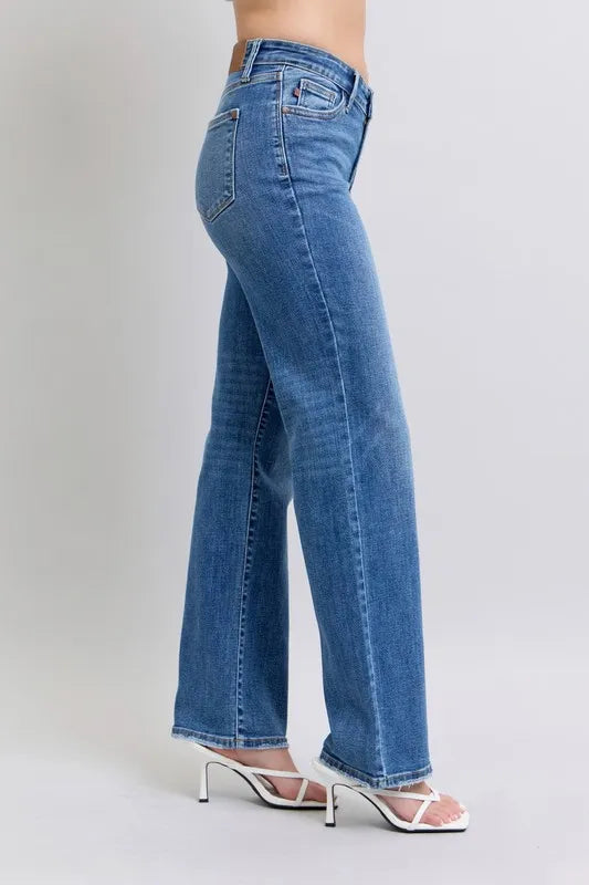 Judy Blue Full Size High Waist V-Front Vintage Wash Straight Jeans Plus Size - Fashorio