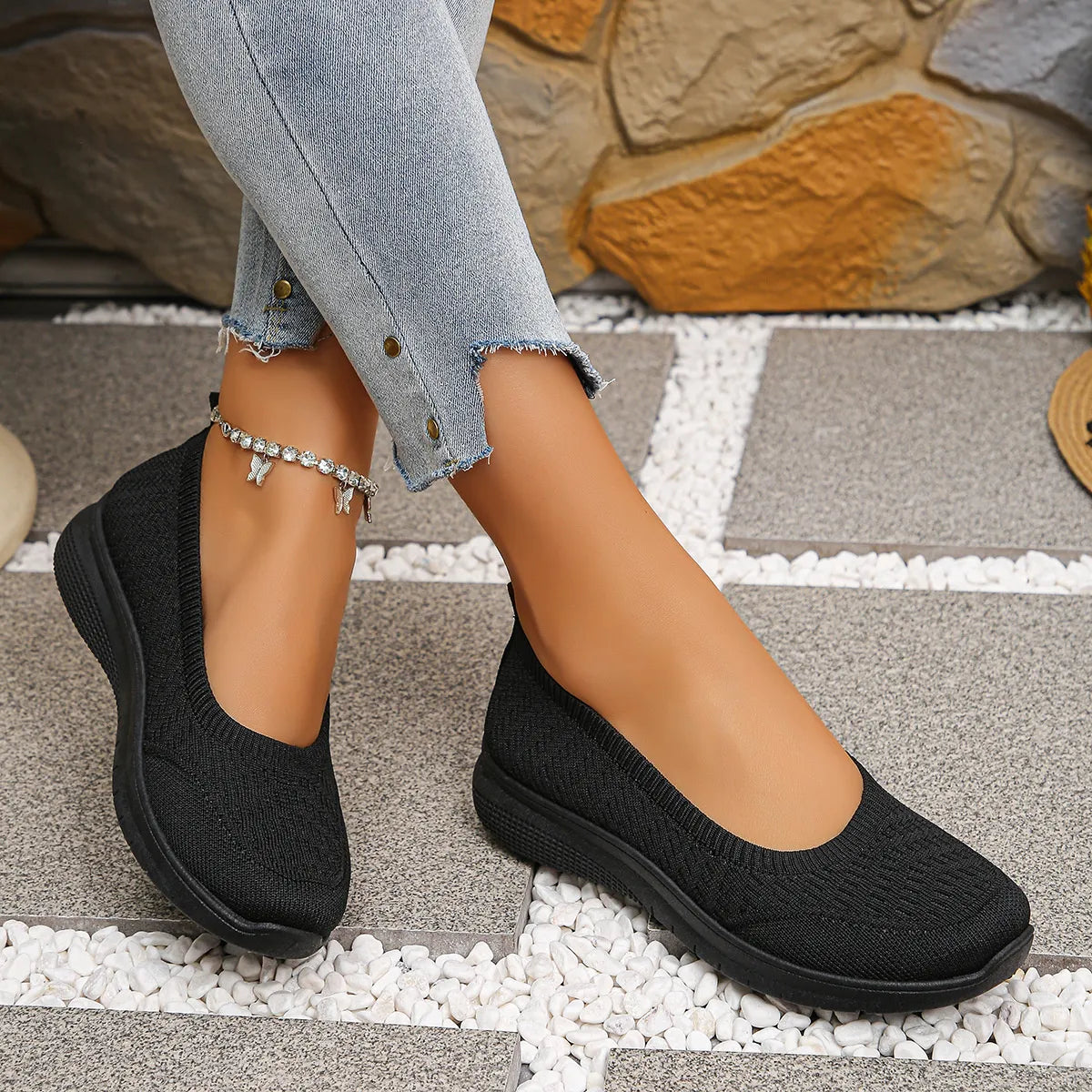 Round Toe Mesh Slip-Ons - Fashorio