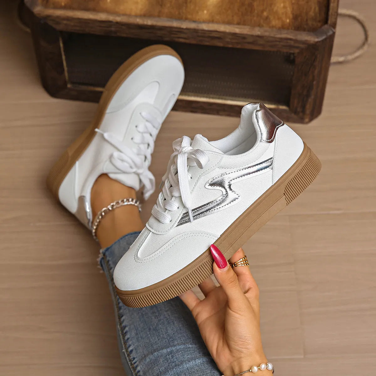 Lace Up Platform Sneakers White - Fashorio