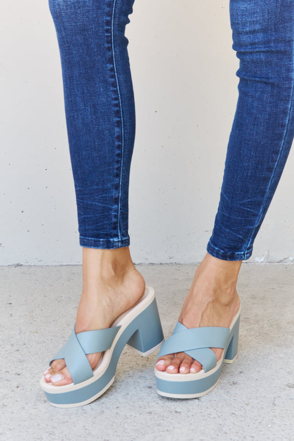 Weeboo Cherish The Moments Contrast Platform Sandals in Misty Blue Light Blue - Fashorio