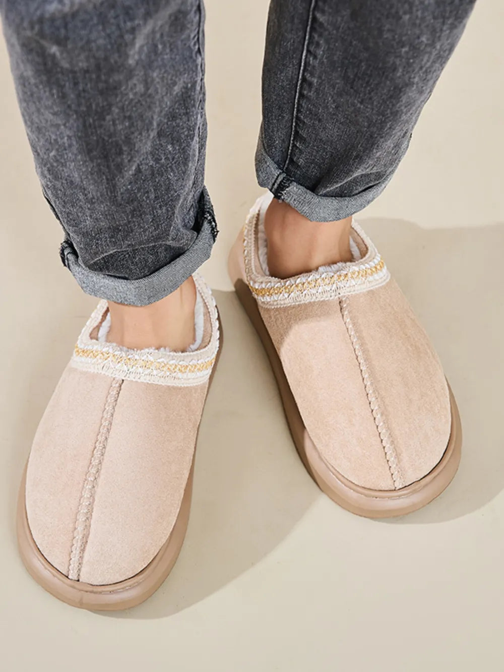 Faux Fur Suede Platform Slippers - Fashorio