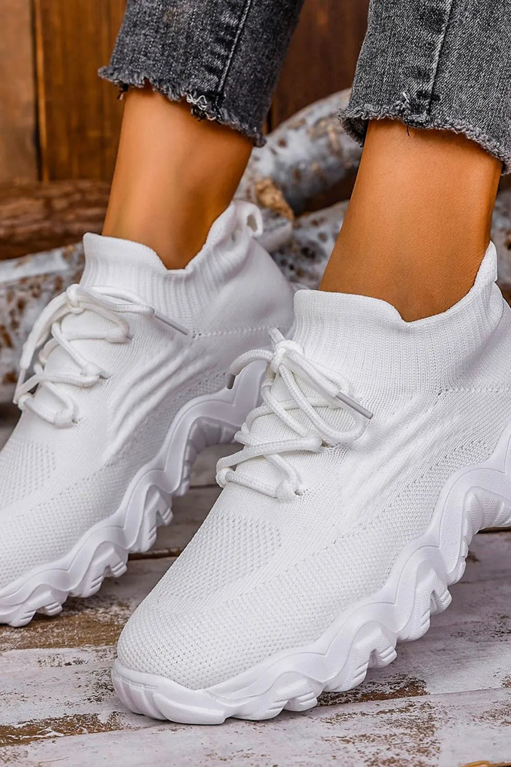 Mesh Lace-Up Round Toe Athletic - Fashorio