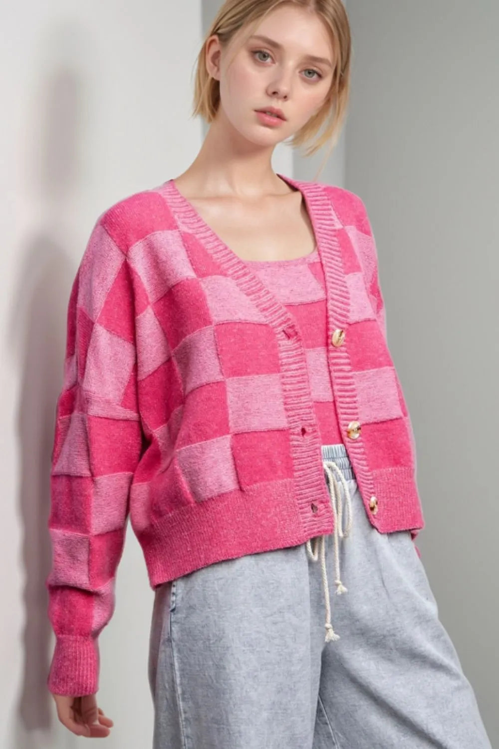 Checkered V-Neck Long Sleeve Cardigan - Fashorio