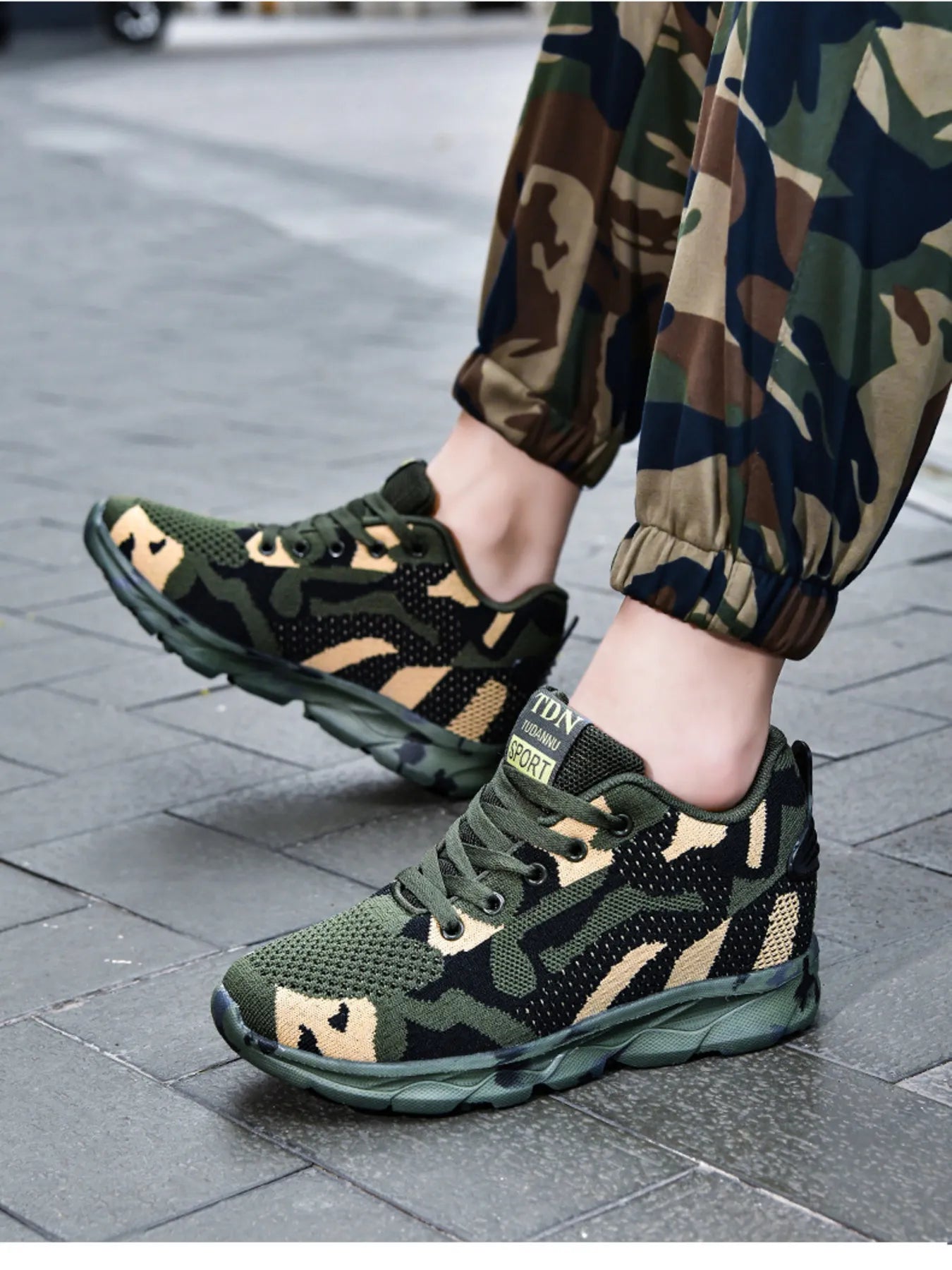 Camouflage Mesh Athletic Sneakers Camouflage - Fashorio