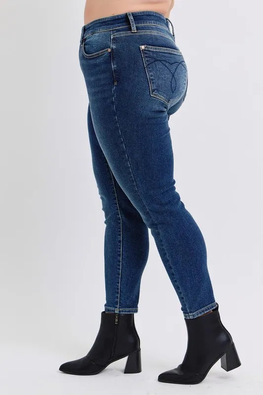 Judy Blue Full Size Run Mid-Rise Waist Skinny Jeans with Thermal Lining - Fashorio