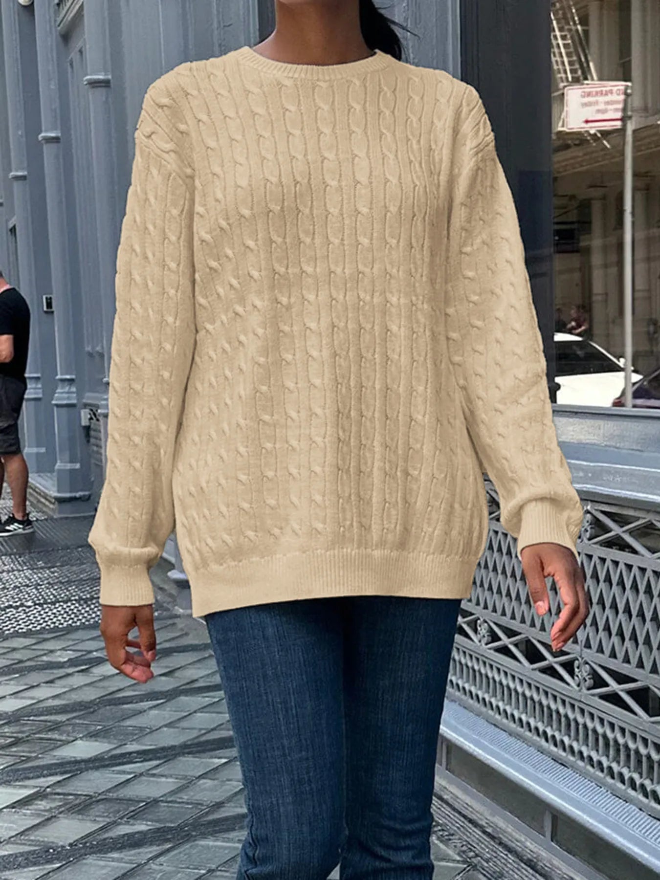 Cable-Knit Round Neck Pullover Sweater - Fashorio