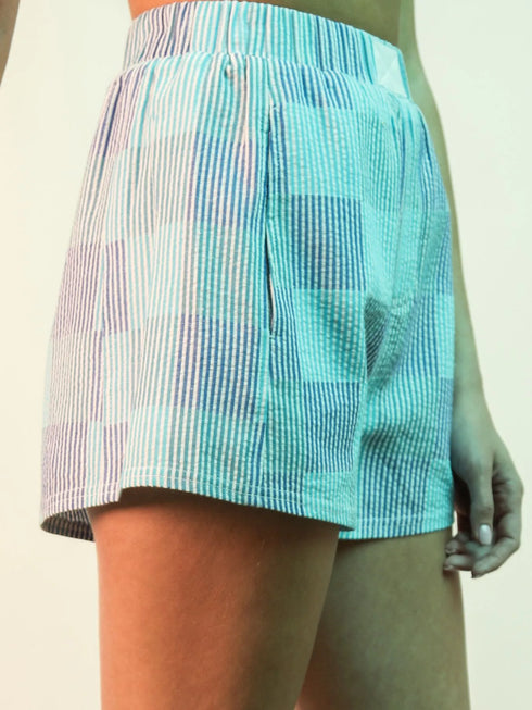 Striped High-Waist Shorts - Fashorio