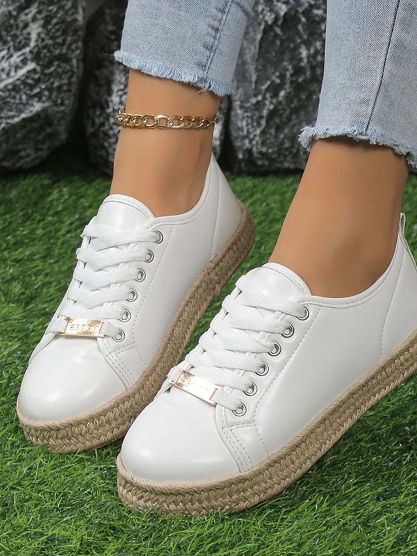 Round Toe Platform Sneakers White - Fashorio