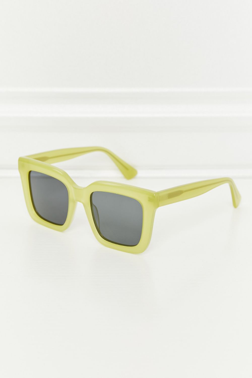 Square TAC Polarization Lens Sunglasses Neon Yellow One Size - Fashorio