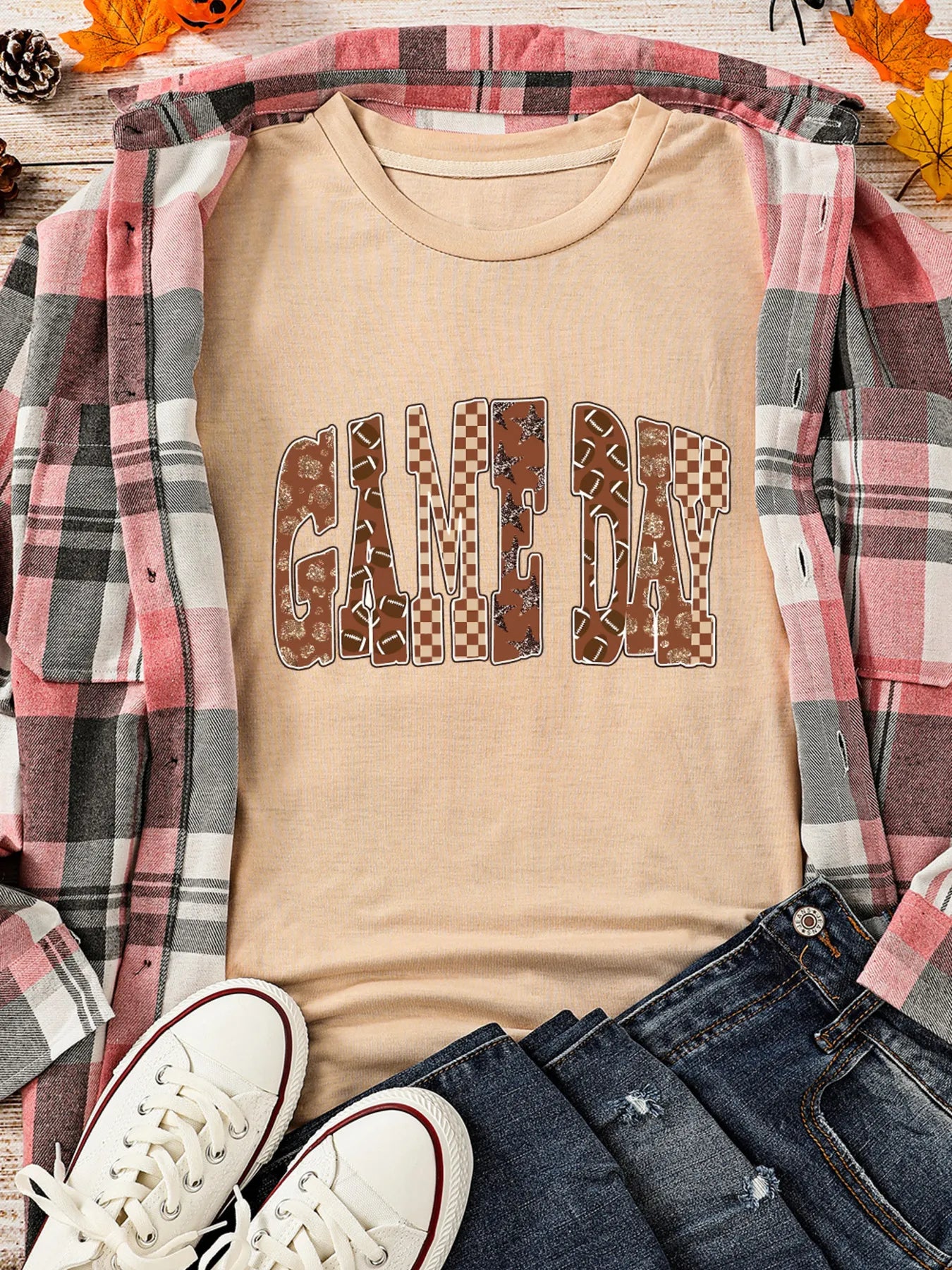 Full Size GAME DAY Checkered Letter Graphic T Shirt Plus Size - Fashorio
