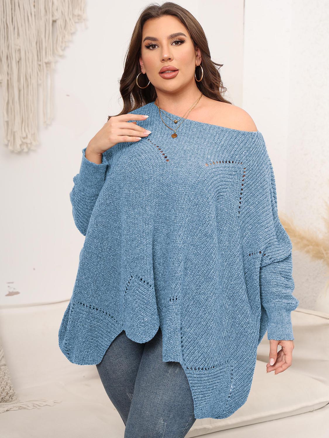 Plus Size Round Neck Batwing Sleeve Sweater - Fashorio