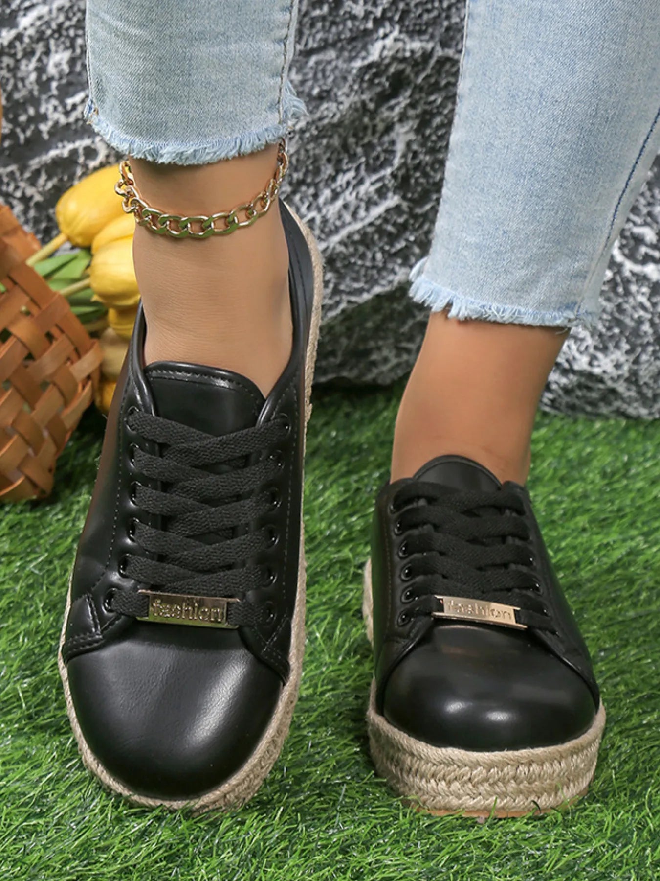 Round Toe Platform Sneakers Black - Fashorio