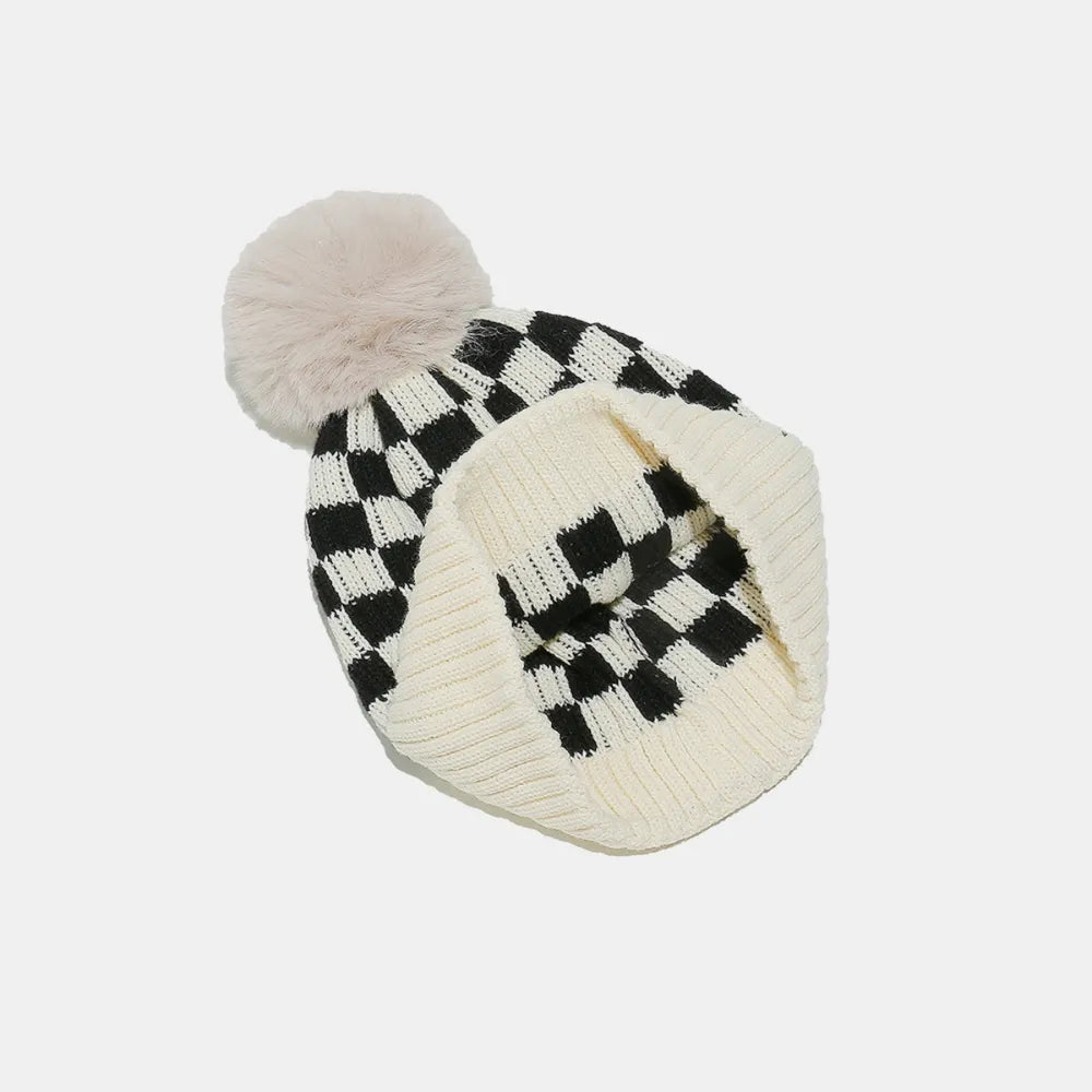 Checkered Knit Hat with Pompom - Fashorio