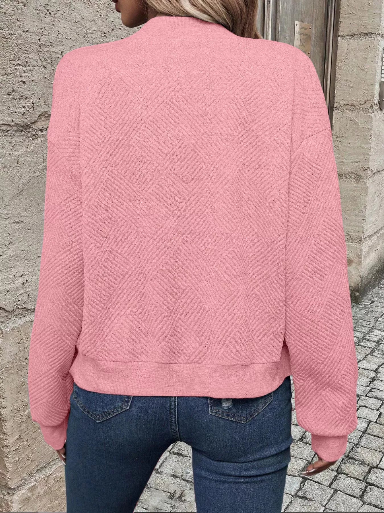 Textured Zip-Up Long Sleeve Jacket for Casual Layering - Fashorio