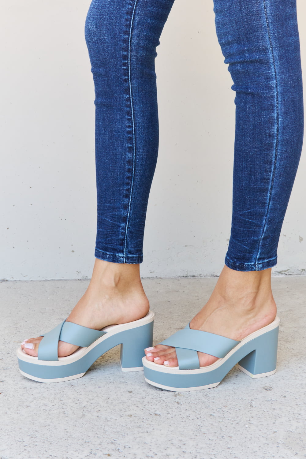 Weeboo Cherish The Moments Contrast Platform Sandals in Misty Blue - Fashorio