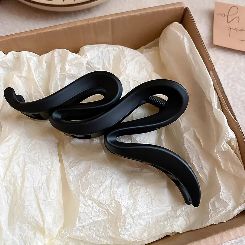 Alloy Acrylic Hair Claw Clip Black One Size - Fashorio