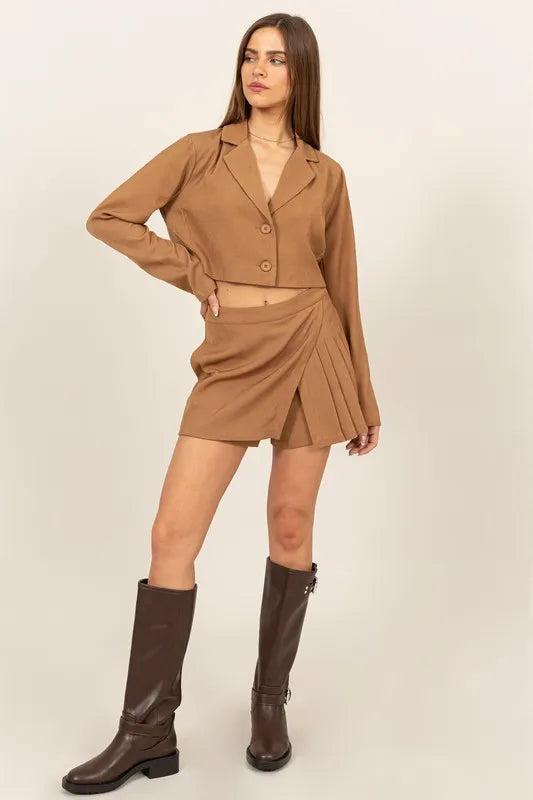 HYFVE Cropped Button-Down Blazer - Fashorio