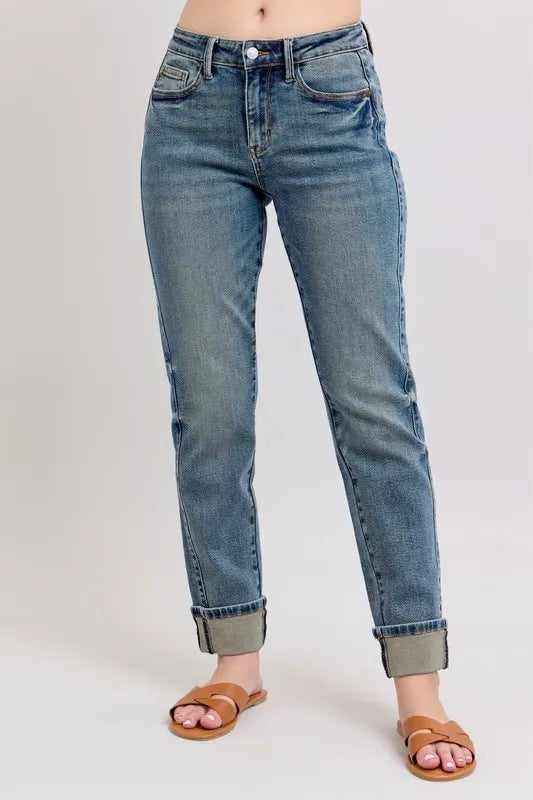 Judy Blue Full Size Mid Rise Vintage Wash Double Roll Cuff Boyfriend Jeans Plus Size - Fashorio