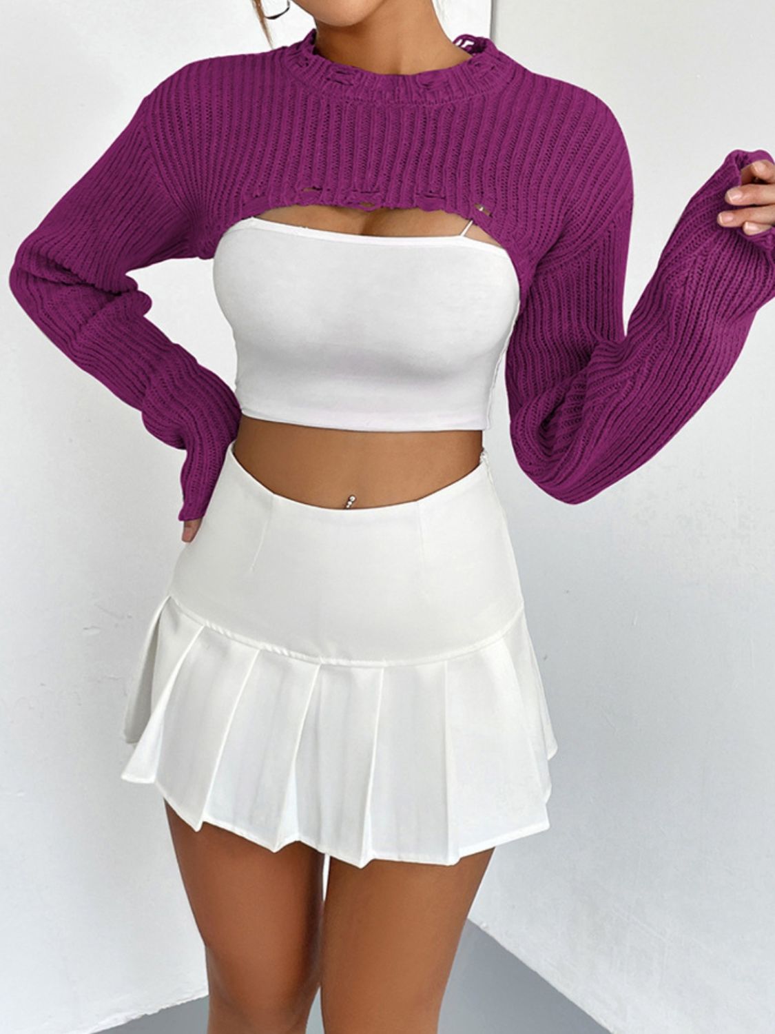 Distressed Long Sleeve Cropped Sweater - Fashorio