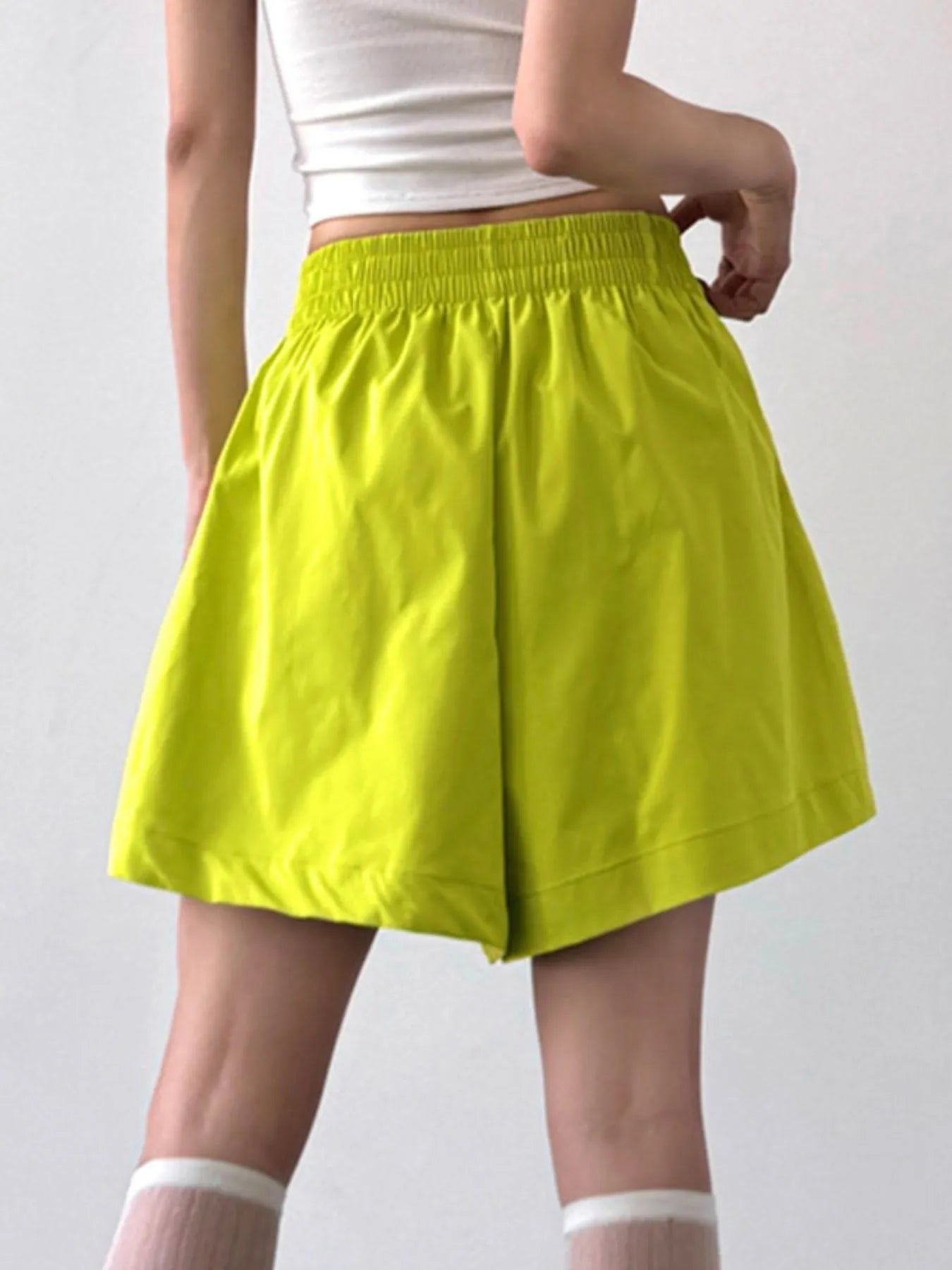 Smocked Wide-Leg Shorts - Fashorio