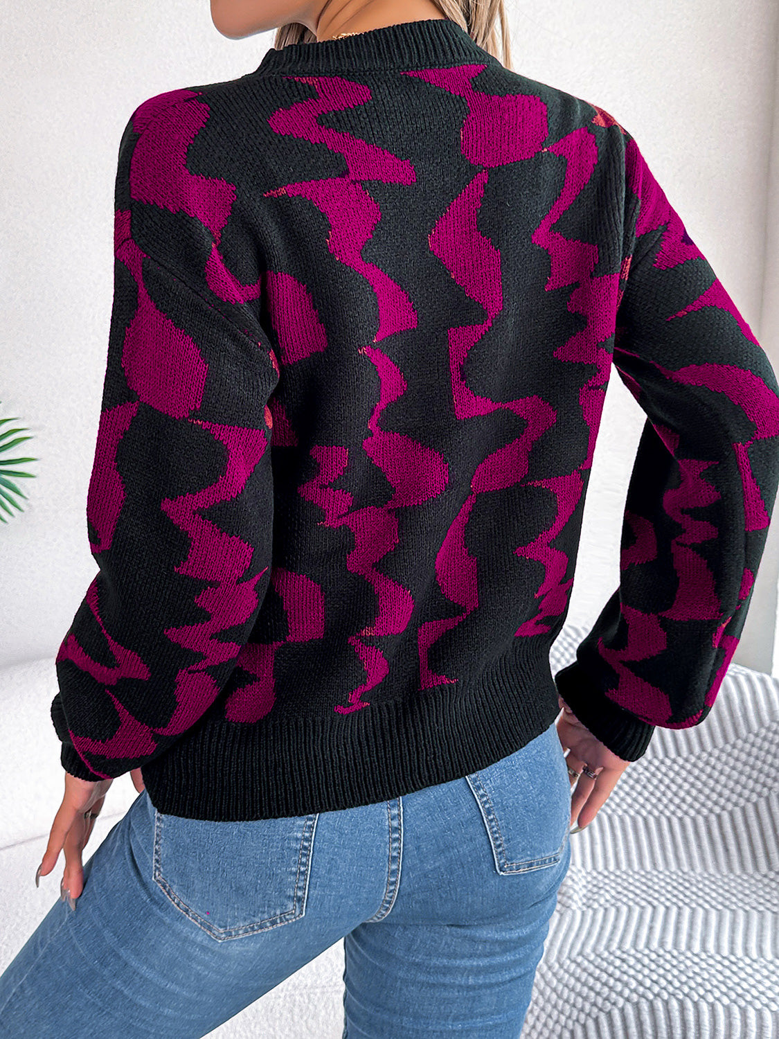 Round Neck Long Sleeve Sweater - Fashorio