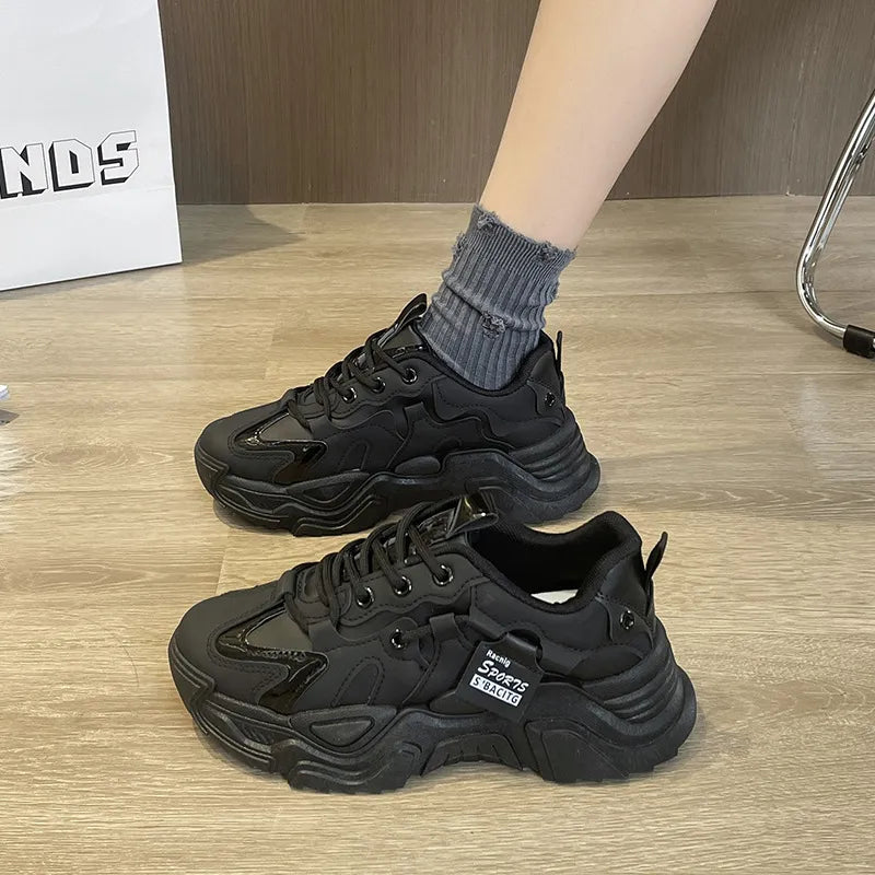 Chunky Platform Athletic Black - Fashorio