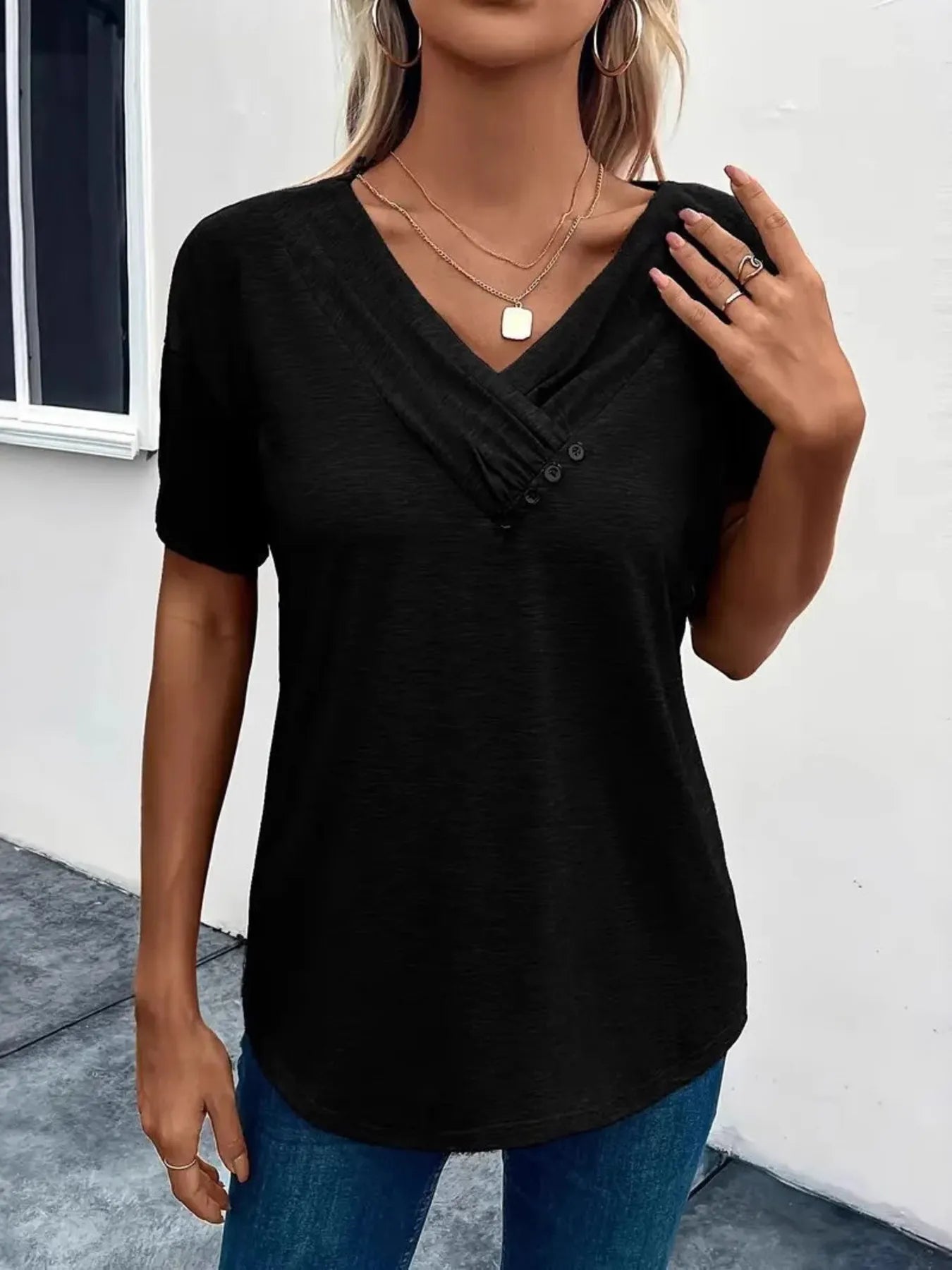 Short Sleeve V-Neck Ruched T-Shirt - Fashorio