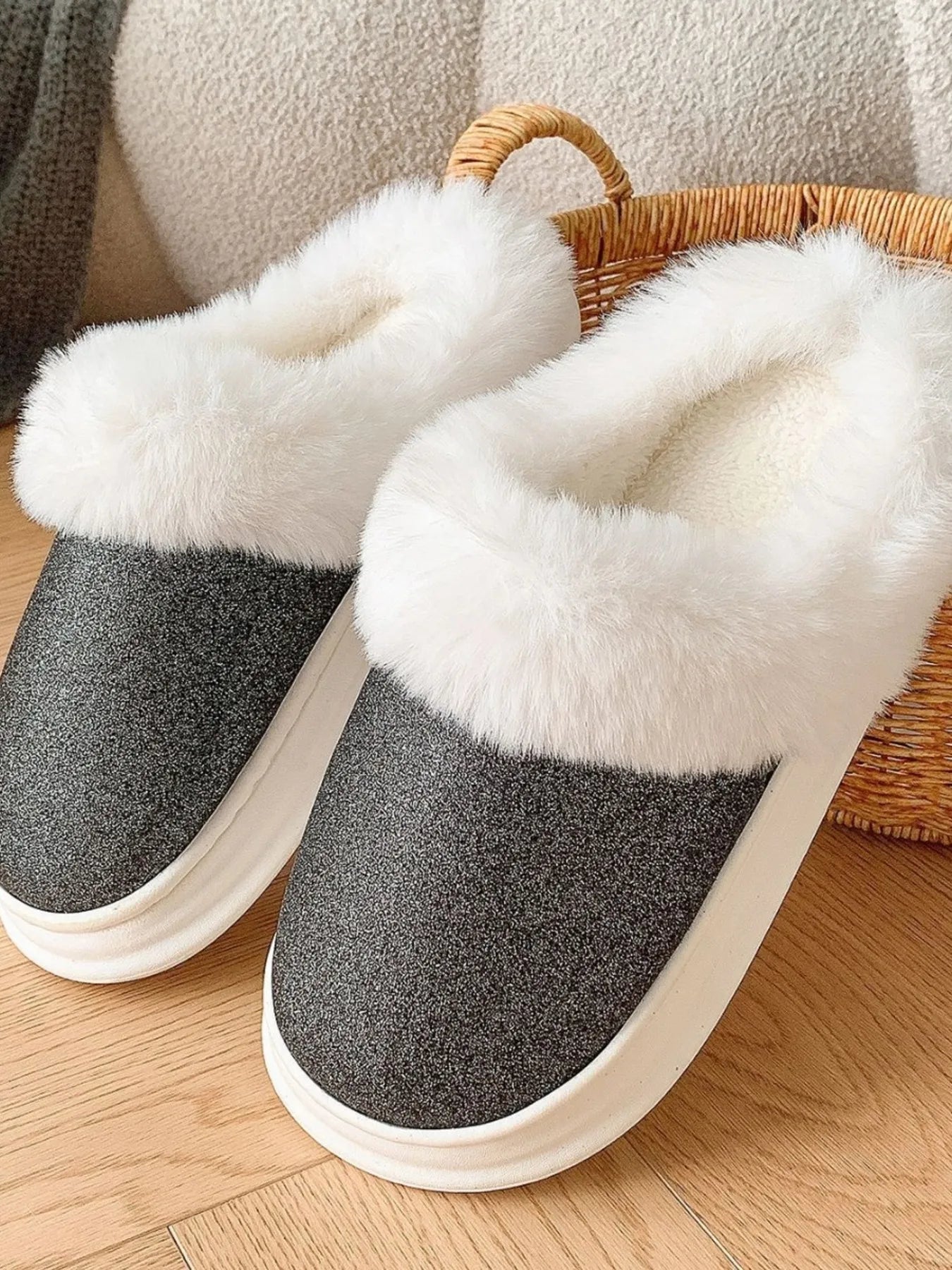 Faux Fur Lined Winter Slippers - Fashorio