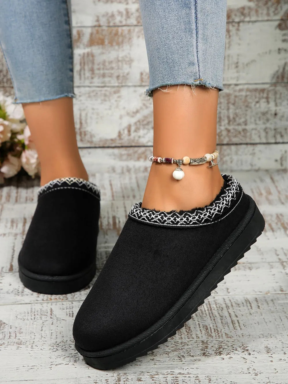 Round Toe Platform Slippers Black - Fashorio