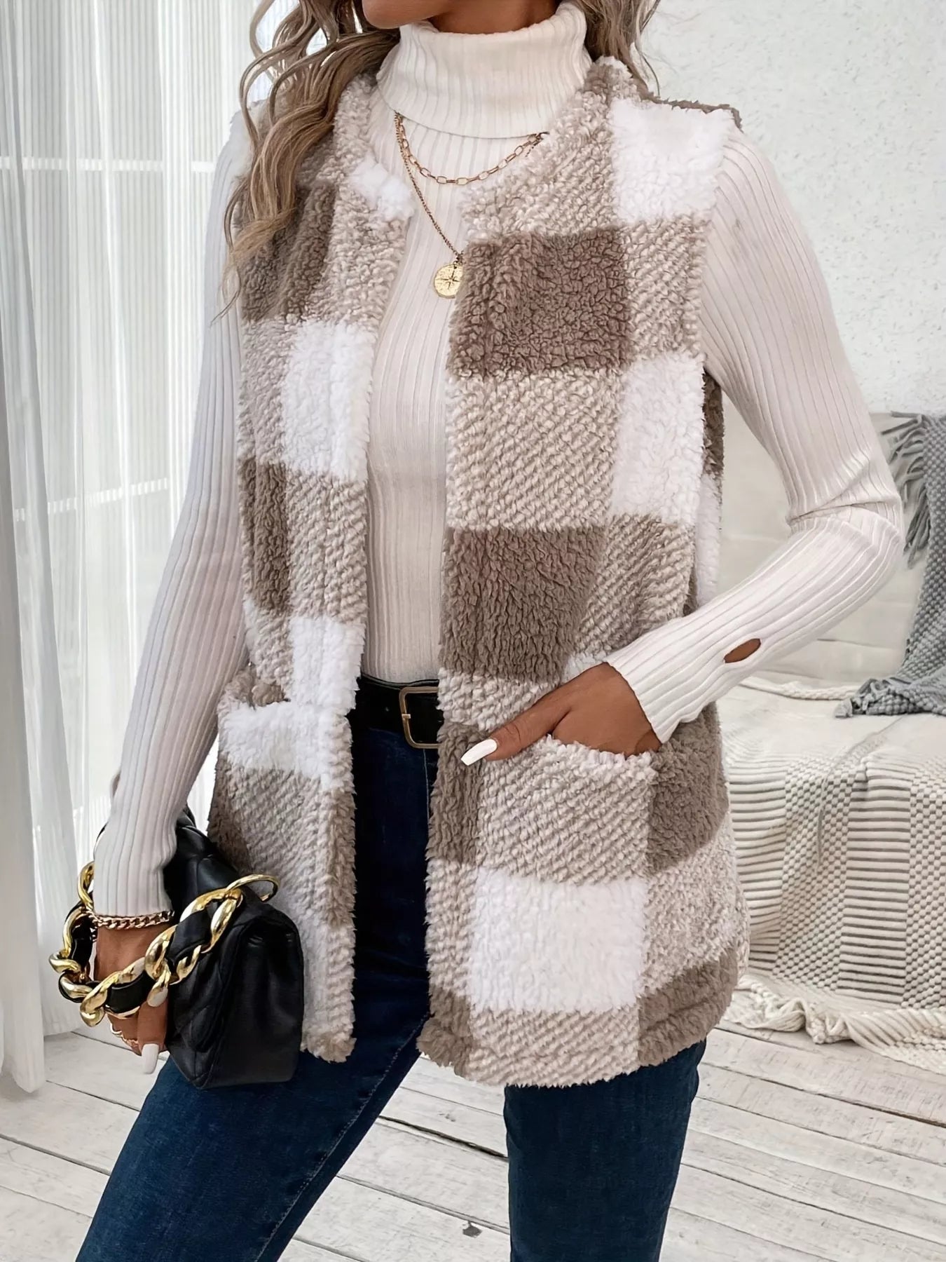 Plaid Sherpa Vest Coat with Pockets - Fashorio