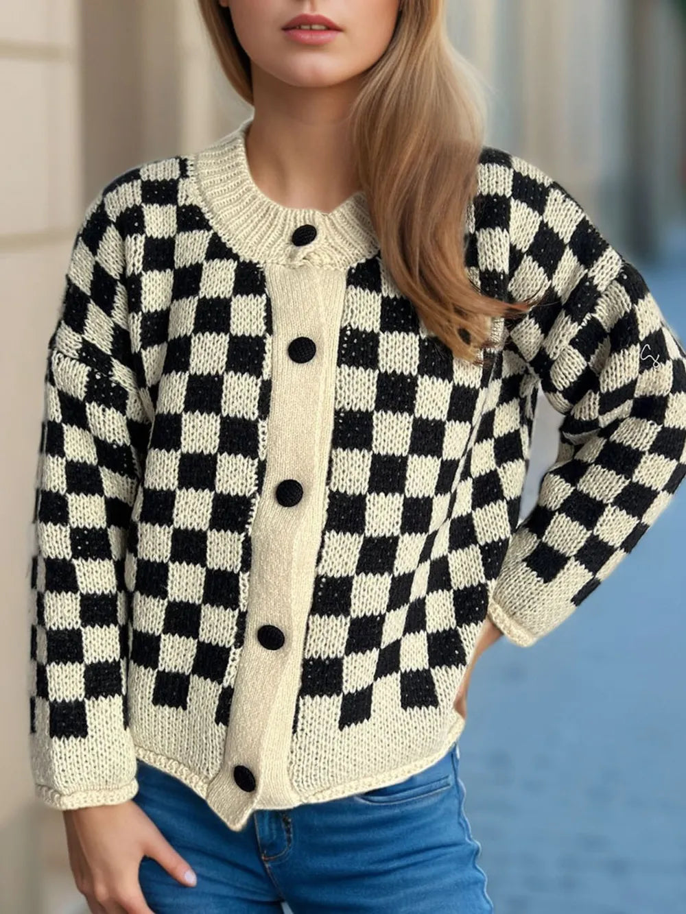 Checkered Button Up Round Neck Cardigan - Fashorio