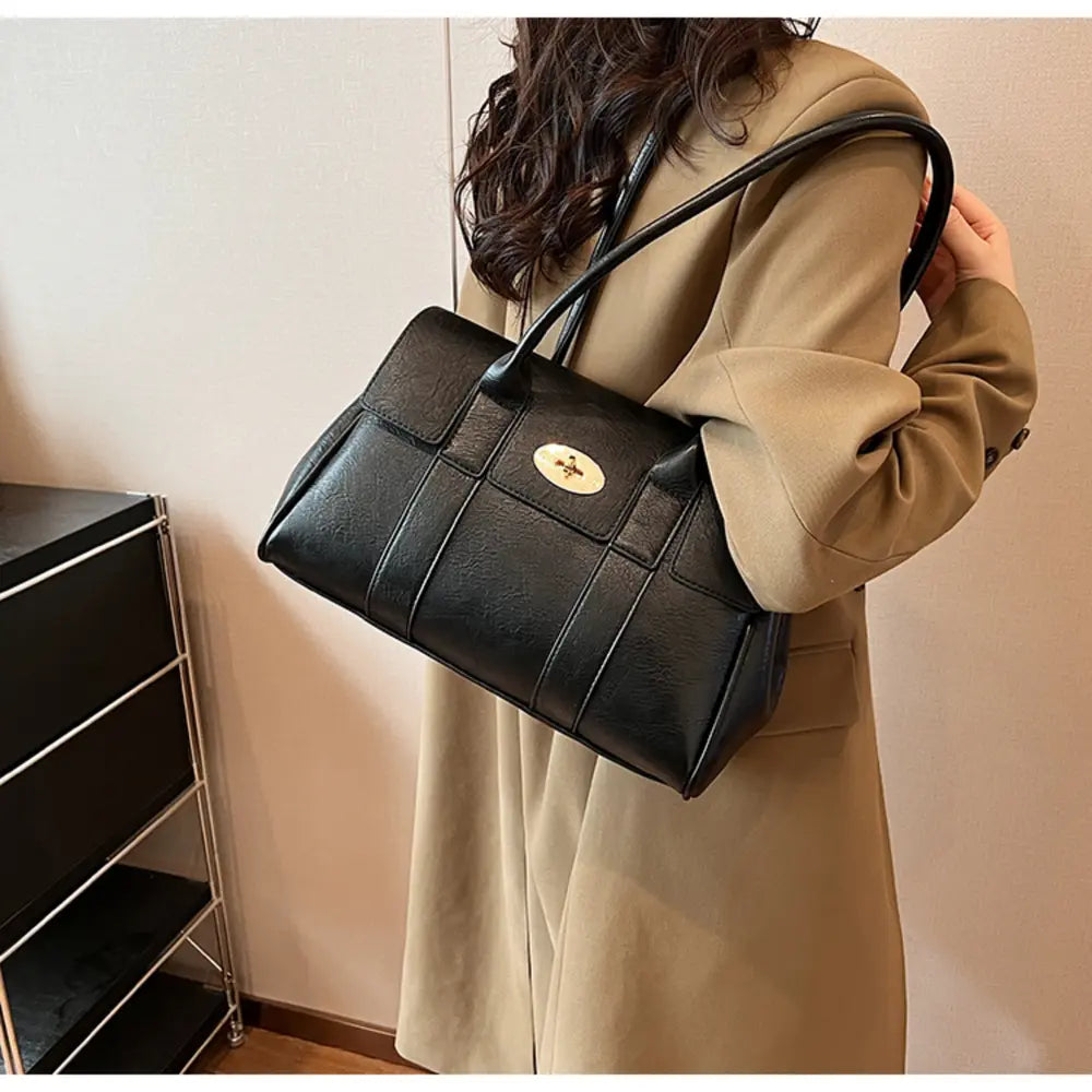 PU Leather Shoulder Bag - Fashorio