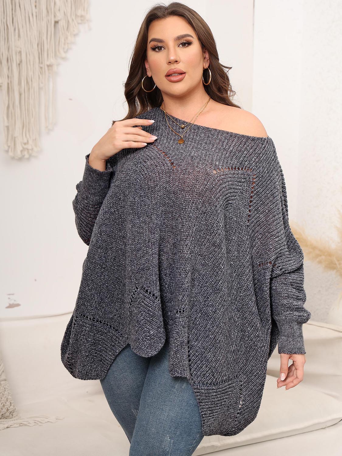 Plus Size Round Neck Batwing Sleeve Sweater - Fashorio
