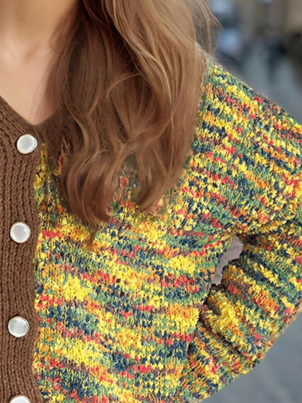 Contrast Button Up V-Neck Cropped Cardigan - Fashorio