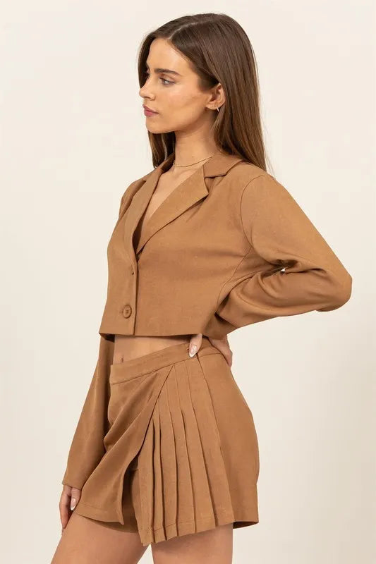 HYFVE Cropped Button-Down Blazer - Fashorio