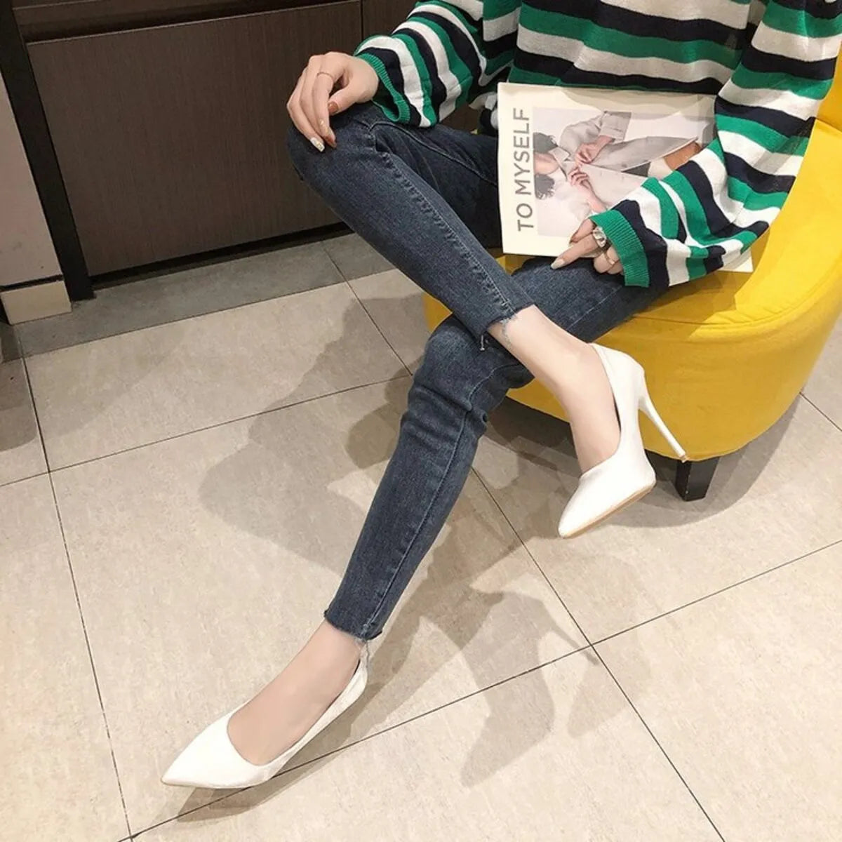 Point Toe Stiletto Pumps - Fashorio