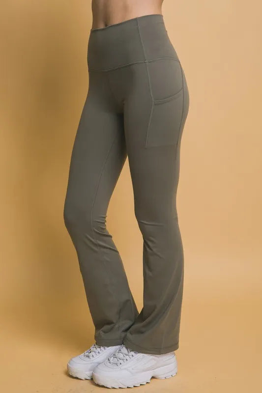 Love Tree High Waist Flare Active Leggings with Side Pockets - Fashorio