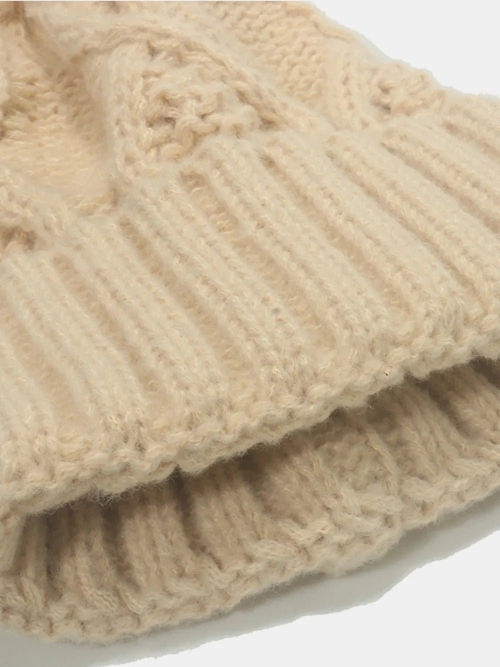 Roll Rim Cable-Knit Hat - Fashorio