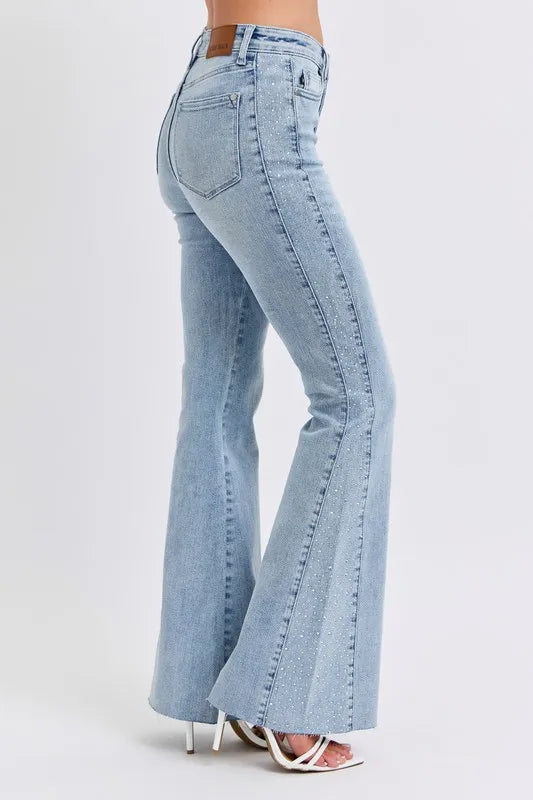Judy Blue Full Size Mid Rise Rhinestone Side Panel Detail Flare Jeans Plus Size - Fashorio