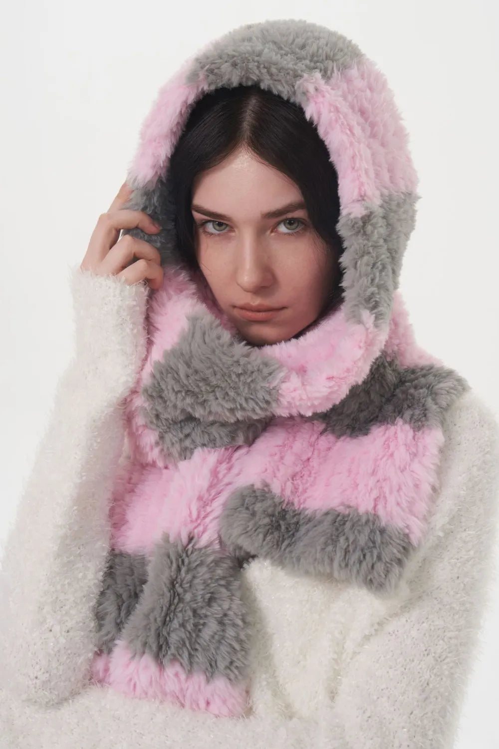Fuzzy Contrast Striped Scarf - Fashorio