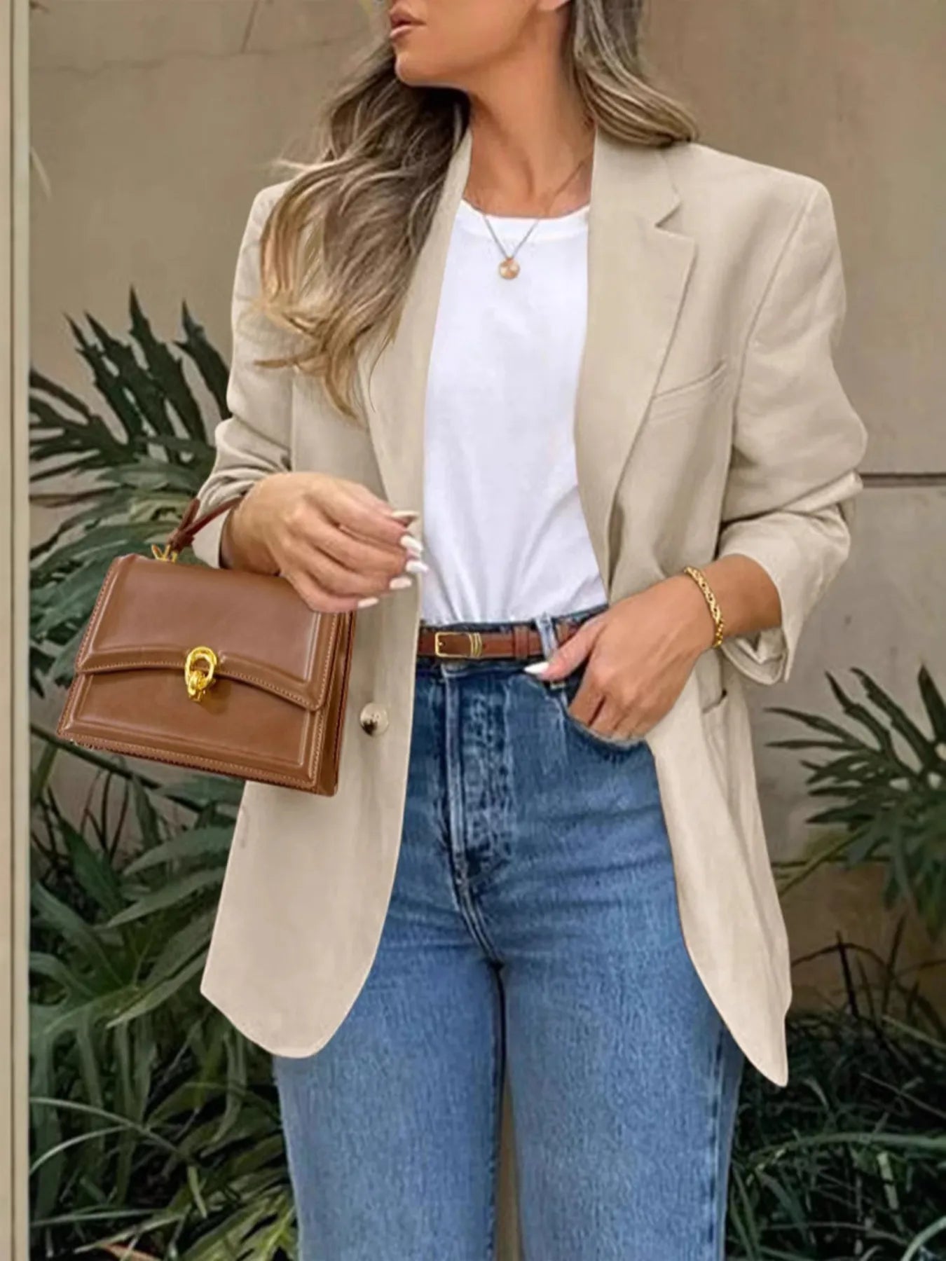 Pocketed Lapel Collar Long Sleeve Blazer - Fashorio