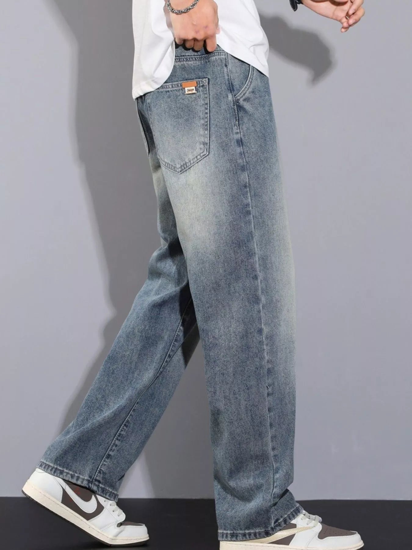 Men's Plus Size Pocketed Wide Leg Jeans - Fashorio