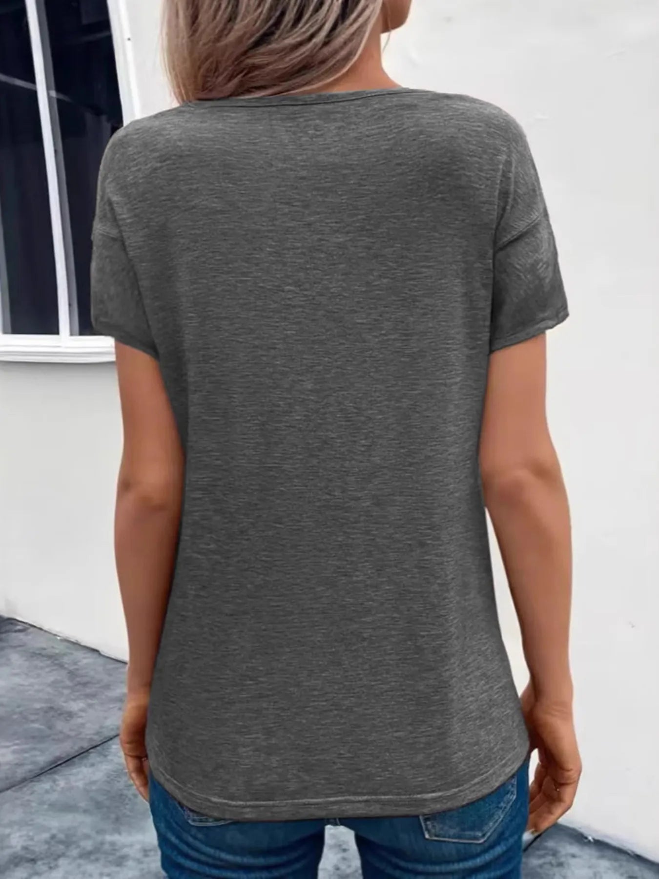 Short Sleeve V-Neck Ruched T-Shirt - Fashorio