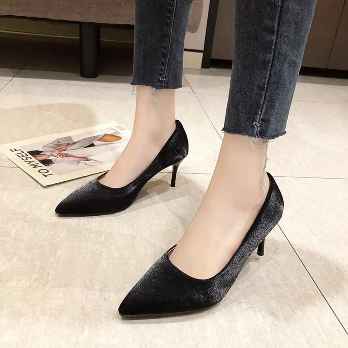 Point Toe Stiletto Pumps - Fashorio