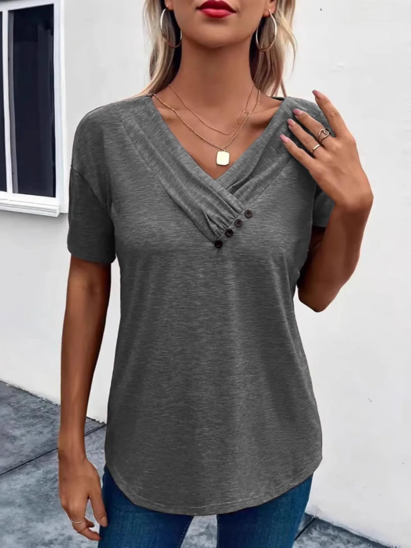 Short Sleeve V-Neck Ruched T-Shirt - Fashorio