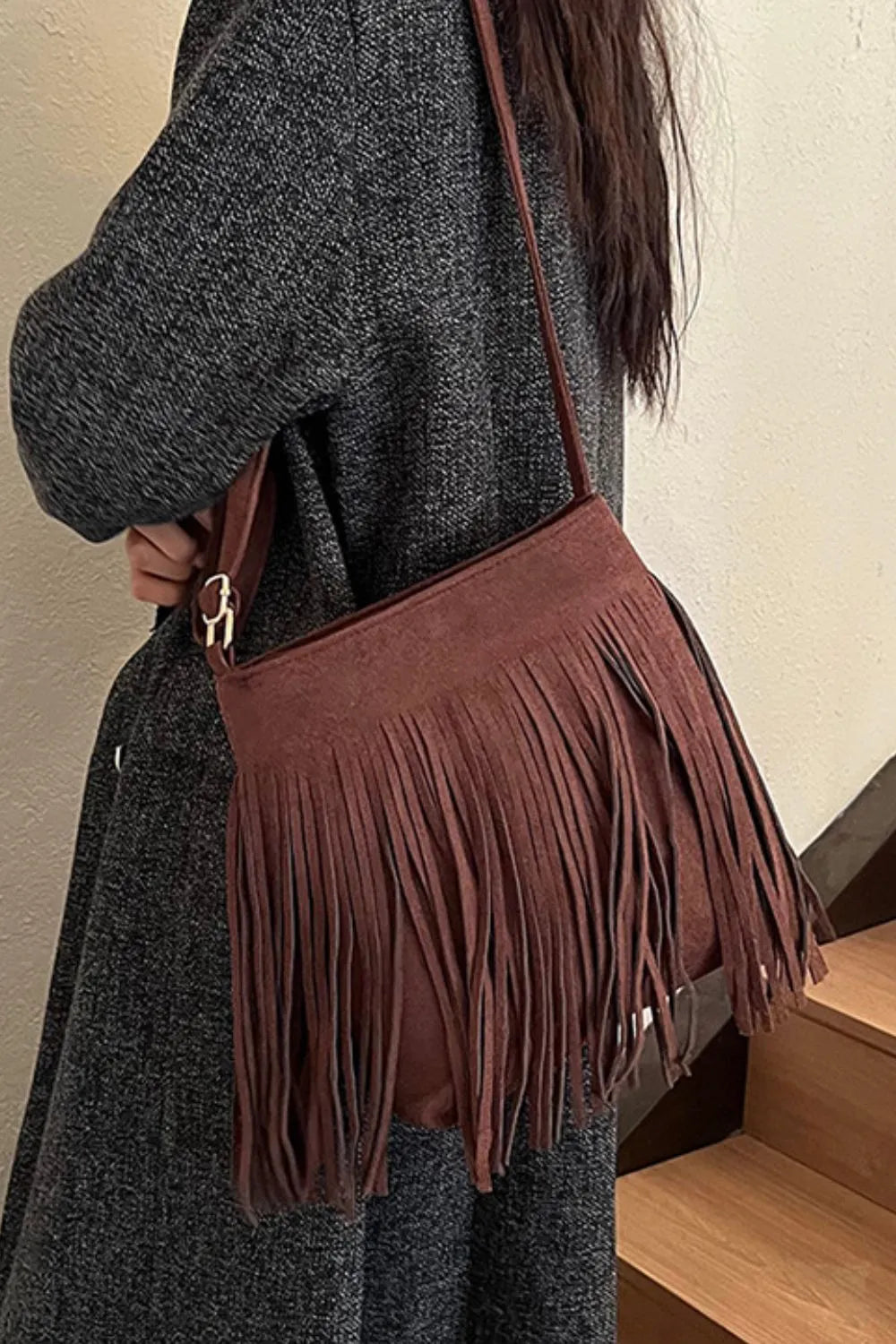 Suede Fringe Shoulder Bag - Fashorio