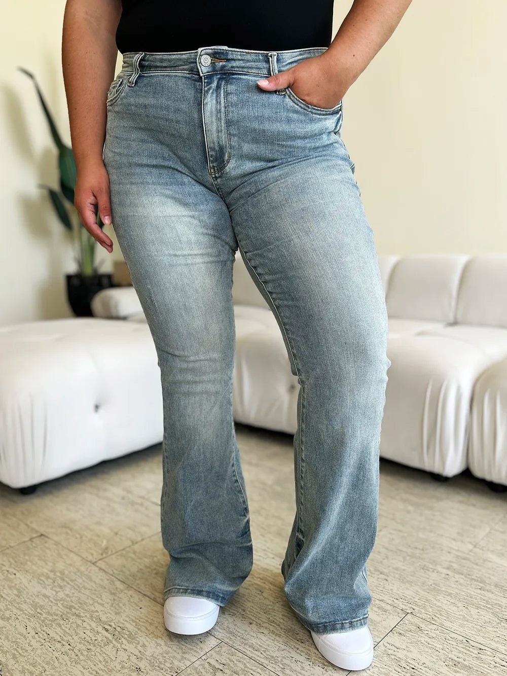 Judy Blue Full Size Mid Rise Flare Jeans - Fashorio