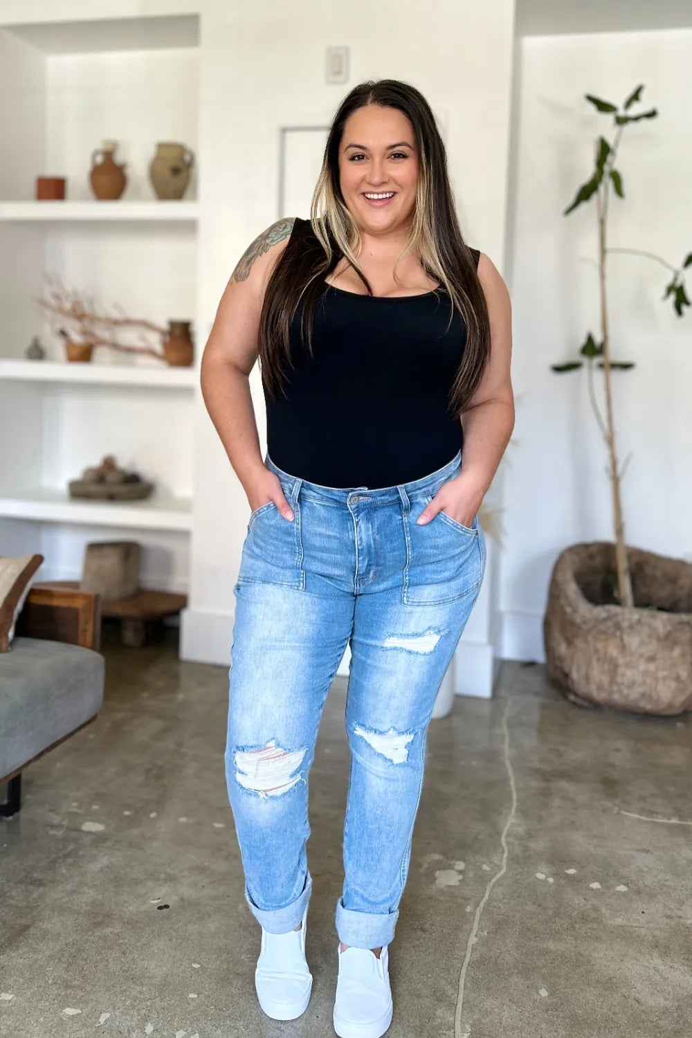 Judy Blue Full Size Distressed Straight Jeans with Patch Pockets - Fashorio