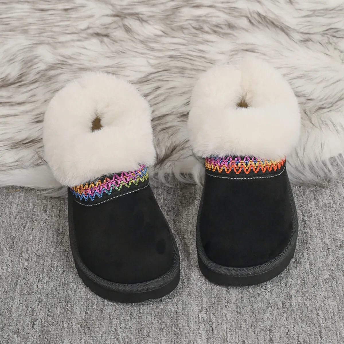 Fur-Lined Platform Boots with Decorative Woven Strap - Fashorio